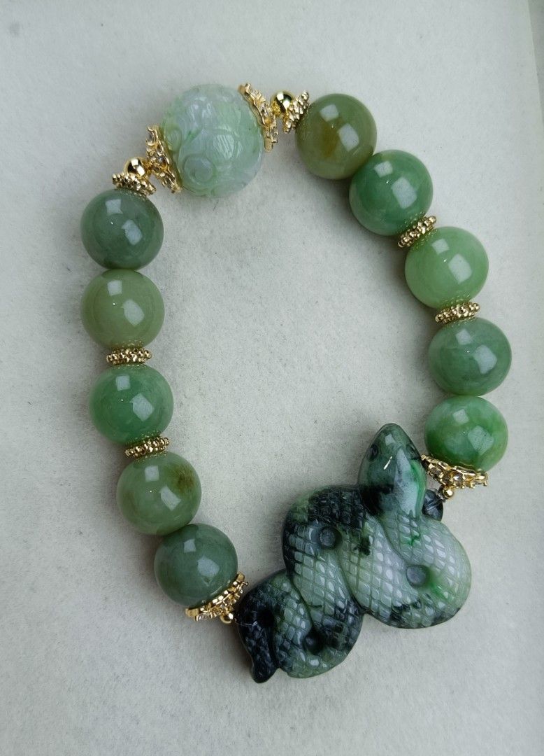 Authentuc Jadeite Bracelet DIY (Category: Precious Stones) located in Mandaluyong City. Submitted by jennytuppe98873 (Listing ID 1465206434, Image 2). Description: Available diy bracelet Jadeite and amazonite with heart Charm -1500 Jade bracelet with snake with luckyturn beads 19mm-2800 size 19cm jade bracelet with Green snake charm-1800 Lutos flower charm Bracelet -1800 personal diy bracelet pls pm me if ur interested. salamat🥰.