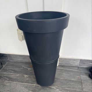 (Category: ) located in . Submitted by bloomingbead (Listing ID 1465210239, Image 1). Description: .