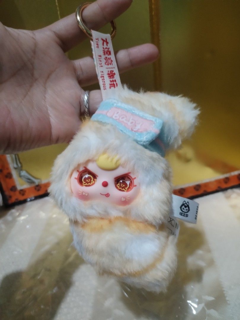 Baby Three Curéplaneta Plush Keychain (Category: Plushies & Soft Toys) located in La Trinidad. Submitted by malditas (Listing ID 1465334201, Image 1). Description: Baby Three Curéplaneta plush keychain figure. Soft orange and white fuzzy fur with a cute embroidered baby headband. From HT box BUY AS IS (NO RETURN, NO EXCHANGE, NO REFUND unless stated) LOCATION For dropping: BAGUIO- Mabini LA TRINIDAD - KM. 5 SHIPPING via J&T + SF payment 1st Detai