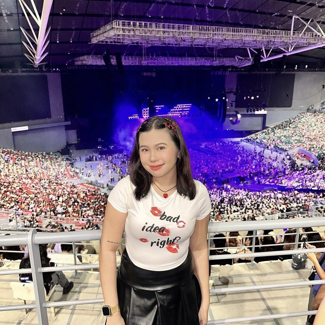 Bad Idea Right (Olivia Rodrigo inspired shirt) (Category: Shirts) located in Manila. Submitted by majgestacio (Listing ID 1465293923, Image 2). Description: PRELOVED SHIRT Used once during an Olivia Rodrigo concert Lightly used Shipping fees will be shouldered by the buyer. Options: Lalamove, Grab, and J&T Express.