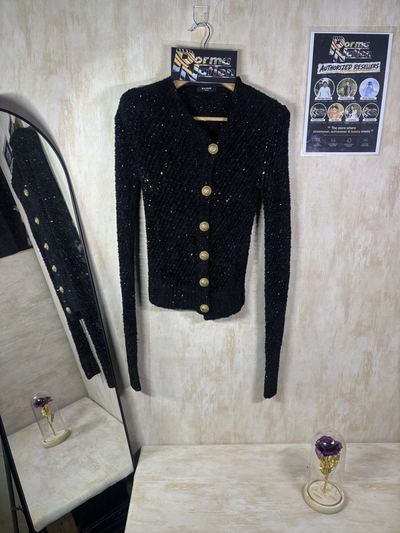 BALMAIN CARDIGAN (Category: Longsleeves) located in Cabuyao City. Submitted by pormanation-thrift-store (Listing ID 1465195590, Image 1). Description: BALMAIN CARDIGAN Condition: LIKE NEW Color rate: 10/10 (PWEDE SA MASELAN) Size: 34 Dimes: 17”Wx23”L Issue: NONE❌ Price: 8500.