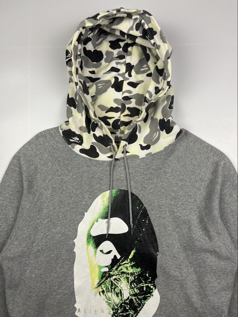 Bape Alienposter Ape Head Pullover Hoodie (Category: Hoodies) located in Puerto Princesa. Submitted by paradise5300 (Listing ID 1465221933, Image 3). Description: Bape Alienposter Ape Head Pullover Hoodie Tagged Size: Large Dimensions Inches length: 28 Inches width: 22.5 Condition: Excellent Color rate: 10 Flaws: None 2,799 shipping fee is not yet included. .