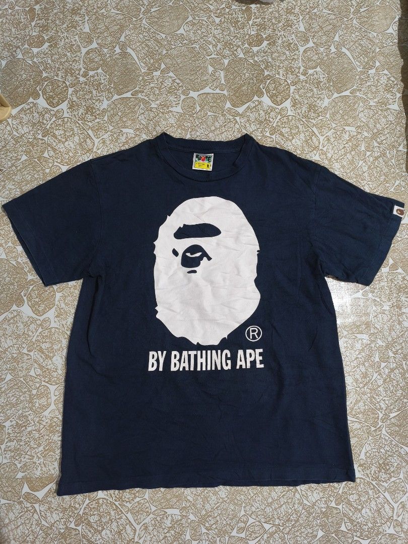 BAPE Big Head (Category: Tshirts & Polo Shirts ) located in Cebu City. Submitted by chrismark.cavan11 (Listing ID 1465172402, Image 1). Description: - BAPE Big Head - Size Medium - Navy Blue - color rate 9.5 / 10 - Excellent condition - slightly negotiable - Plus SF.