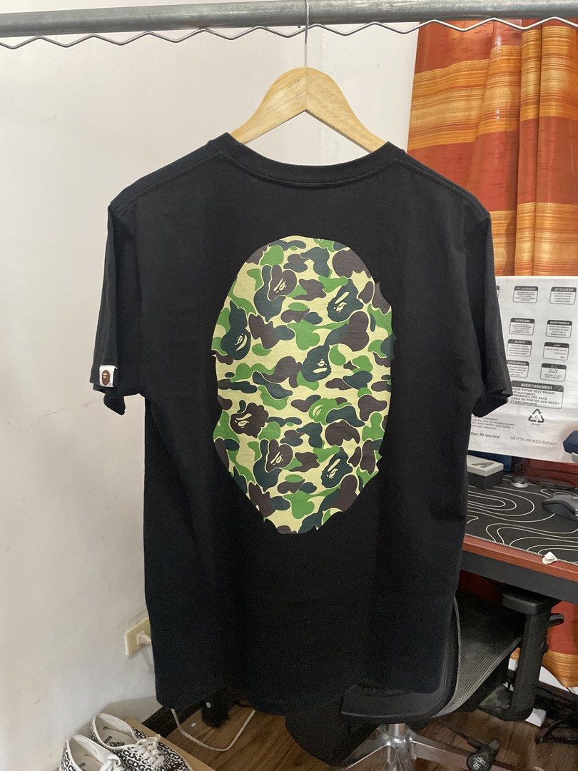 Bape Bighead Mirror ABC Green Camo (Category: Tshirts & Polo Shirts ) located in Manila. Submitted by kabloh (Listing ID 1465285688, Image 2). Description: Bighead Mirror ABC Green Camo Gently used | Excellent Condition Medium 20x27 No issue Color rate: 9.5-9.8/10 Authentic Not thrifted Slightly nego.