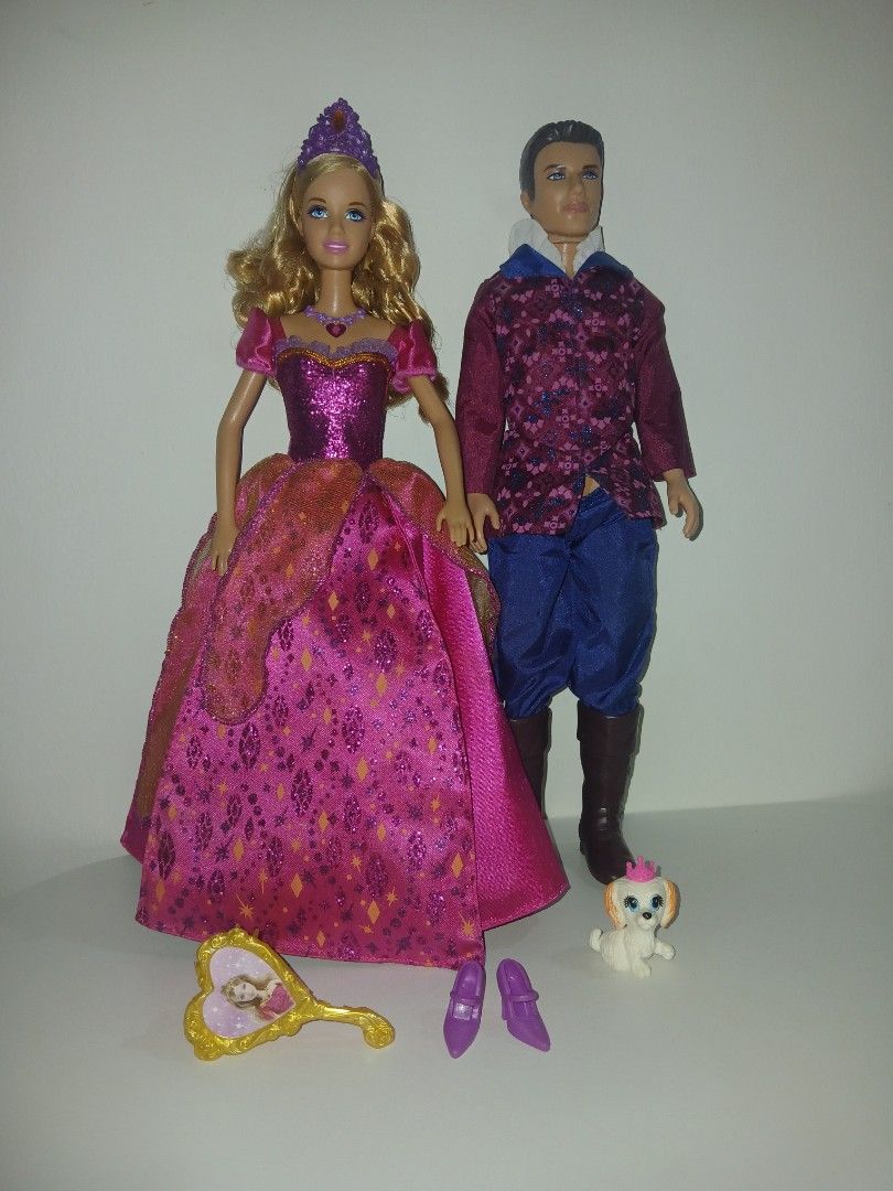 Barbie Diamond Castle (Category: Kids Toys) located in Subic. Submitted by frncnjntmr22 (Listing ID 1465378414, Image 1). Description: liana gown nattwist pero di umaangat gano gown working win in Auction liana & sparkle in overseas. "ignore & pass sa barat at maaarte perpeksyunista lumayas.".