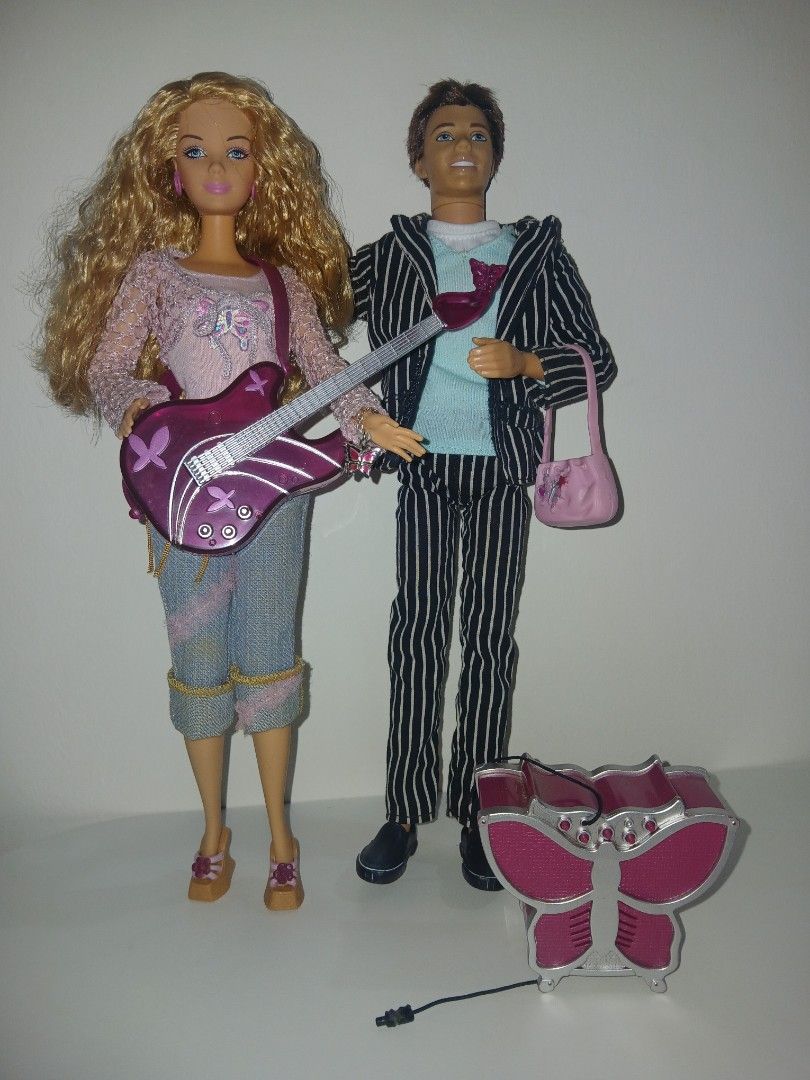 Barbie Diaries Barbie & Kevin 2006 (Category: Kids Toys) located in Subic. Submitted by frncnjntmr22 (Listing ID 1465373464, Image 1). Description: kevin doll is custumized no butterfly clip no notebook pen & notes wag na mag hanap ng wala *music before is working now not. "ignore & pass sa barat at maaarte perpeksyunista lumayas.".