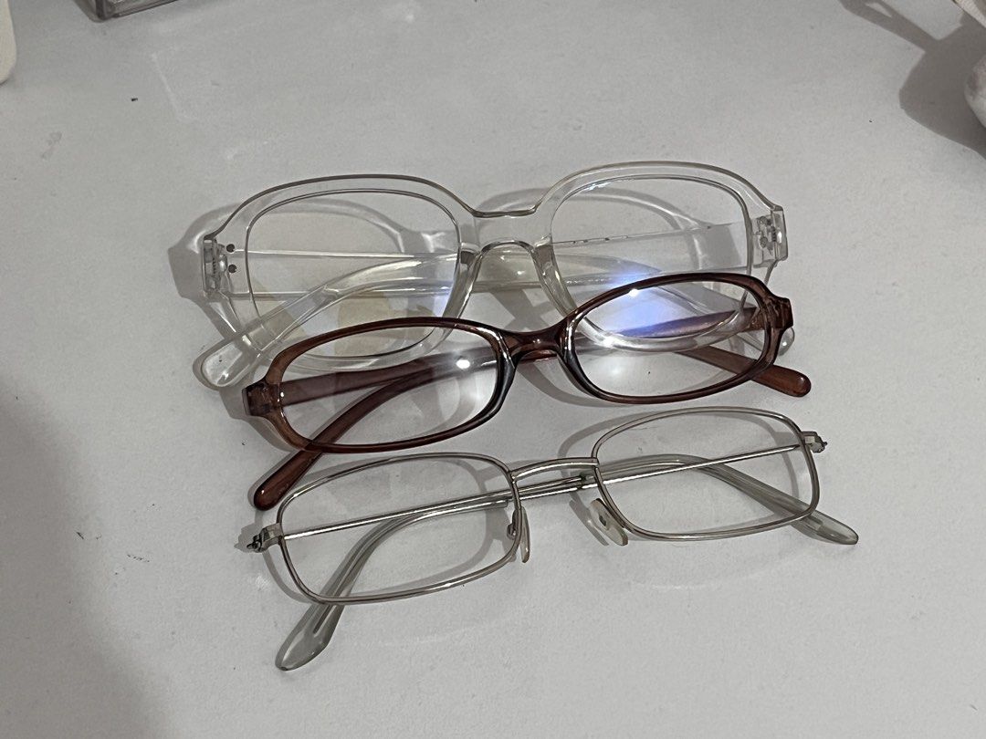 Bayonetta glasses set anik anik (Category: Sunglasses & Eyewear) located in Quezon City. Submitted by jaikyoi (Listing ID 1465186510, Image 1). Description: .