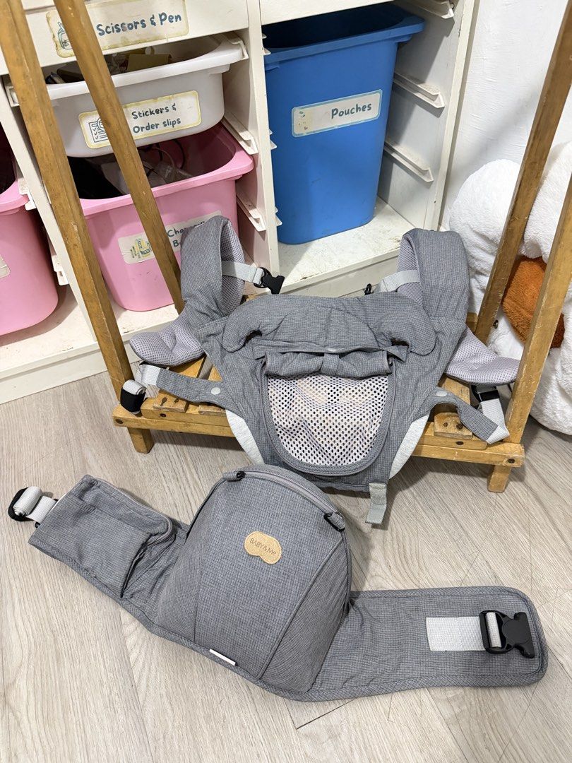Bebear Hipseat Carrier (Category: Carriers & Slings) located in Santa Maria. Submitted by babyshowearph_official (Listing ID 1465178179, Image 3). Description: .