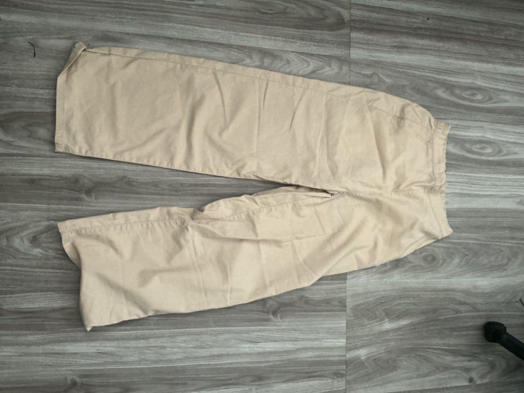 Beige Lightweight Pants (Category: Other Bottoms) located in Manila. Submitted by TCC.ETC (Listing ID 1465176836, Image 1). Description: 💕 Lightly used 💕 j&t delivery .