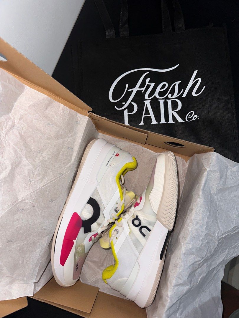 Below Market On Cloud Roger Pro 2 White | Lime (Category: Sneakers) located in Cebu City. Submitted by freshpairco_ (Listing ID 1465225709, Image 3). Description: Below Market On Cloud Roger Pro 2 White | Lime 💵 Price: ₱11,500 📏 Available Sizes: For Mens: • 10.5 US (3) • 11 US (3) • 11.5 US (SOLD) • 12 US 🚚 Free Delivery within Ayala or IT park 🤝 Meetups also available ✅ 101% Legit/Authentic (Money-back guarantee if proven fake) 🛡️ Vouch & a