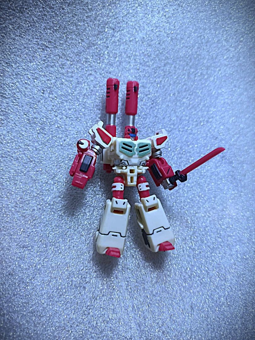 BIB PE-09 NINJA Core Class Perfect Effect Autobot Transformers (Category: Kids Toys) located in Pasay City. Submitted by Chariselyn (Listing ID 1465351188, Image 1). Description: BIB PE-09 NINJA (1,000+sf) Core Class Perfect Effect Autobot Transformers Scale: 3 inches Stock: 1 Box Condition: 10/10 Issues: 0 Accessories: complete (Arcee not included) Mode of Payment: GCash or through your rider Shipping options: Payment first before delivery, via 