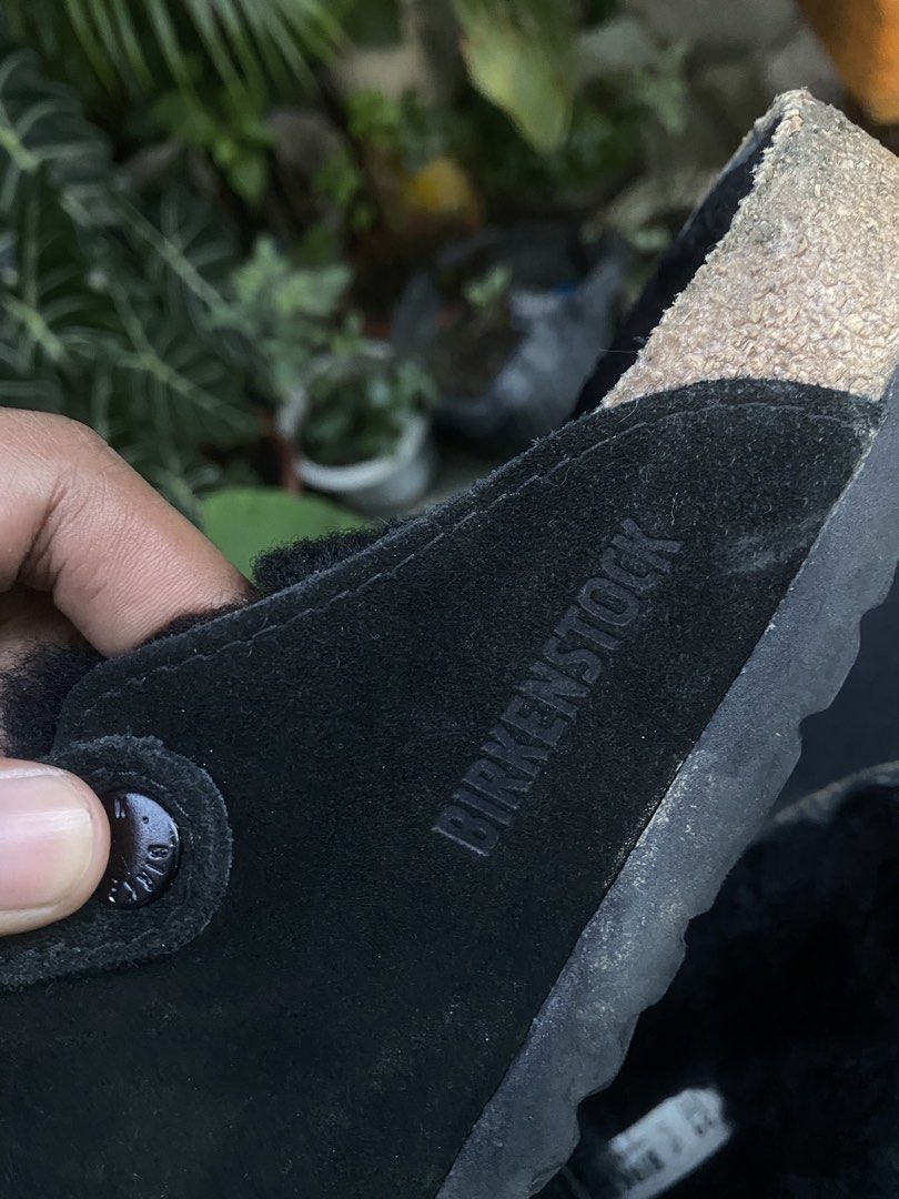Birkenstock Boston (Category: Slippers & Slides) located in Abulug. Submitted by axeldot (Listing ID 1465302702, Image 3). Description: Birkenstock Boston Size 39/40 No issue 1200.