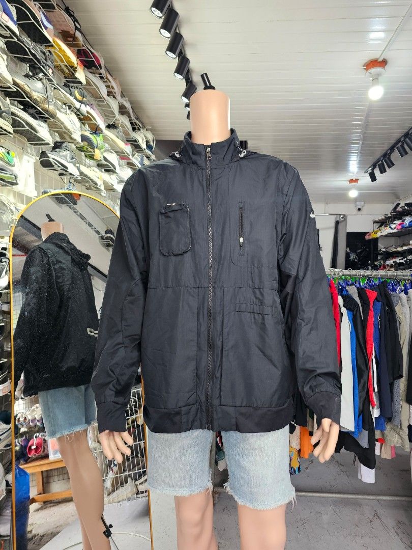 black Nike Storm-Fit running windbreaker jacket (Category: Coats, Jackets and Outerwear) located in Baguio. Submitted by kayeonlineshop (Listing ID 1465254647, Image 1). Description: -black Nike Storm-Fit running windbreaker jacket featuring a full zip closure and asymmetrical chest pockets -free sf within luzon.