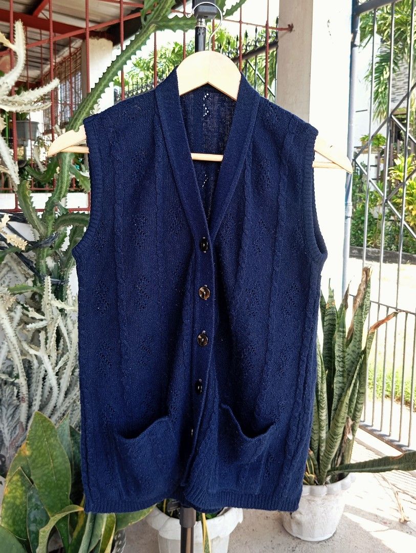 Blue Cable Knit Vest (Category: Others Tops) located in Mangaldan. Submitted by ig_thriftnidrei (Listing ID 1465222573, Image 1). Description: w: 17 l:26 9/10 condi rtw.