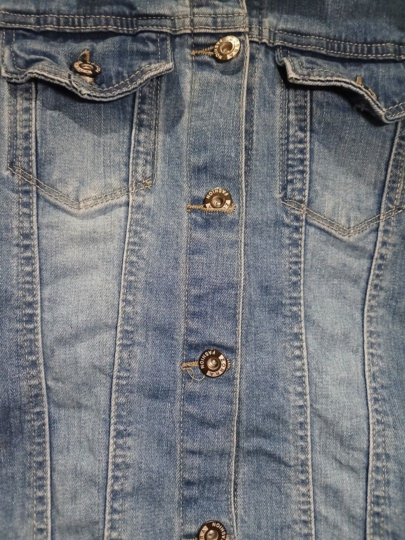 Blue Denim Jacket (S) [BUY4 +1FREE] (Category: Coats, Jackets and Outerwear) located in Pasig City. Submitted by carmelaelizalde (Listing ID 1465363312, Image 3). Description: bust up to 34 [BUY4 +1FREE] check my page for more sale items.