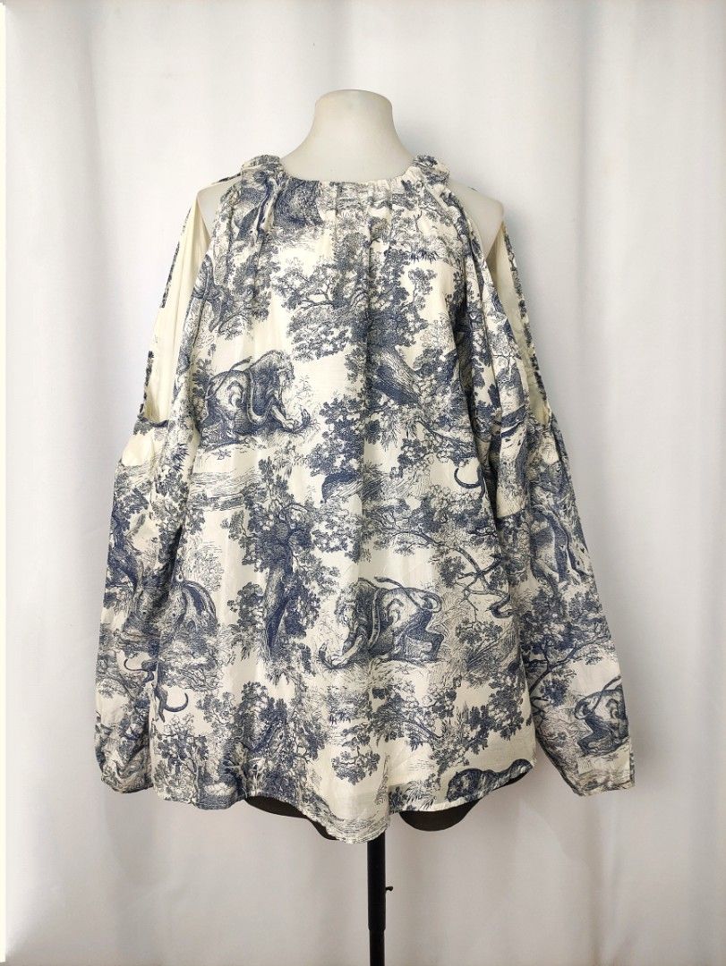 Blue Off Shoulder Longsleeve Blouse Top (Category: Blouses) located in Caloocan City. Submitted by happystar.e0dc1b (Listing ID 1465199926, Image 3). Description: ⚠️PLEASE CLICK THE IMAGE TO SEE THE SIZE⚠️ FB PAGE: IPPEUNI AGASSI Location: Caloocan City ❌ No haggling ❌ No when worn ❌ No "more pics" ❌ No flaws, unless stated ❌ Request for specific measurements of neck, arm, shoulder etc will not be entertained.