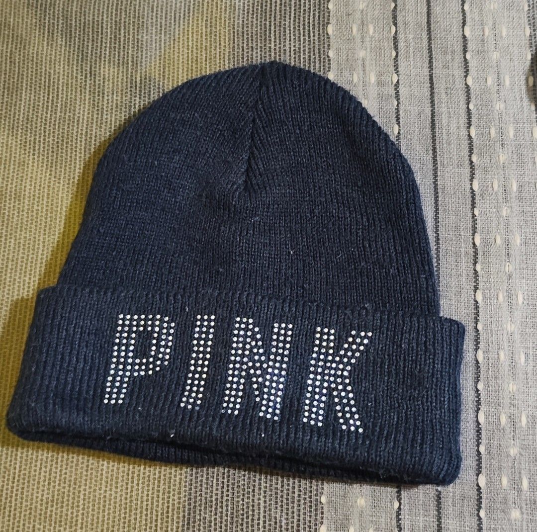 Bonnet Beanie (Category: Coats, Jackets and Outerwear) located in Cavite. Submitted by haileyetc. (Listing ID 1465366935, Image 3). Description: .