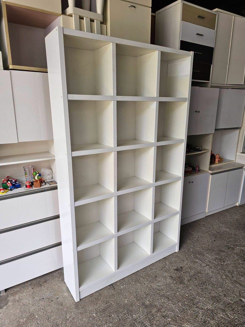 Bookshelves (Category: Shelves, Cabinets & Racks) located in Quezon City. Submitted by ledamadel (Listing ID 1465192593, Image 3). Description: Bookshelves‼️5800‼️ 👉Space Saver! 😍🤩🥰 ✔️L-47 H-79 W-12 inches 📐 ✔️Laminated 🔖 ✔️Compress and Mdf Back 🪵 ✔Scratches As-is! 👌 Location: 40 Aplaya St Napocor Vill. Tandang Sora Quezon City. For inquiry please Pm us or Call. 09066885859 Please like our page Ty! 👇👇👇👇👇 KMA O’shop #kmaoshop #kahoyde