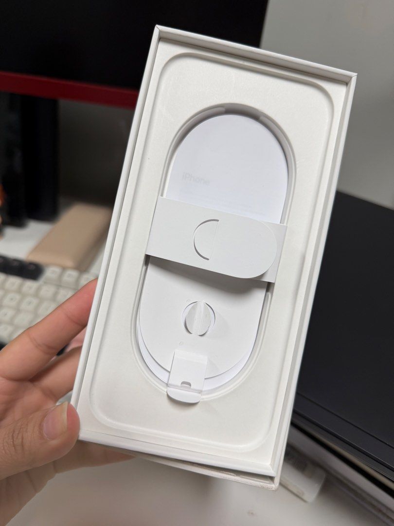 (Box only) iPhone 16 Pro Max (Category: iPhone 16 Series) located in Marikina City. Submitted by mdespiritu (Listing ID 1465297001, Image 3). Description: iPhone 16 Pro Max BOX ONLY Traded-in my phone at Digimap recently. They only take the unit itself..