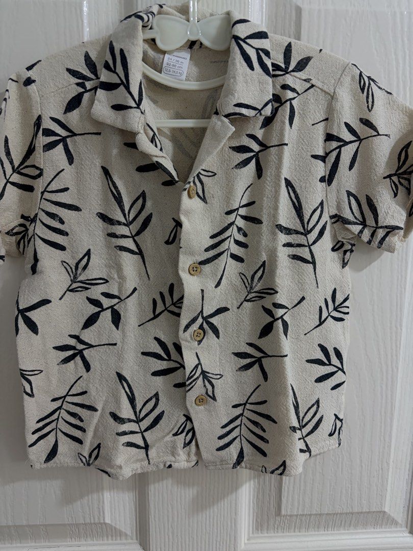 Boy polo (Category: Babies & Kids Fashion) located in Taguig. Submitted by aileenraymnd (Listing ID 1465267330, Image 1). Description: LC waikiki 24-36M.