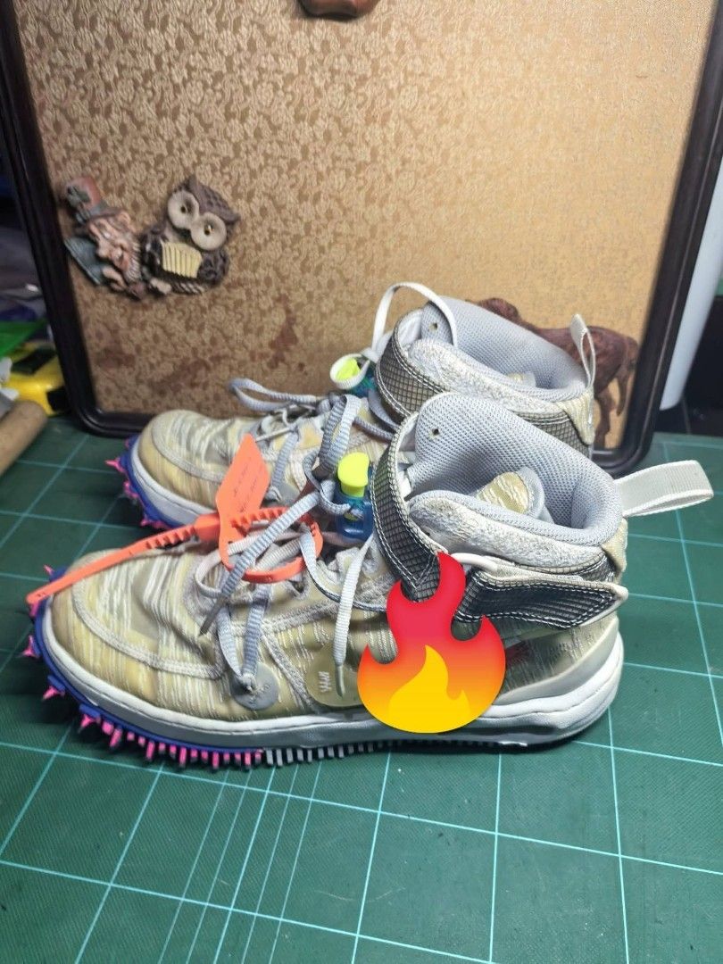 Branded Shoes (Category: Sneakers) located in Cebu City. Submitted by dudes_villanueva (Listing ID 1465177437, Image 2). Description: Branded Shoes. Preloved in Like New Condition 📌 Lens nyo nalang ang details. See all pics of overall condition. All sales are final, and non-refundable. Size : US 6.5. EU 39.