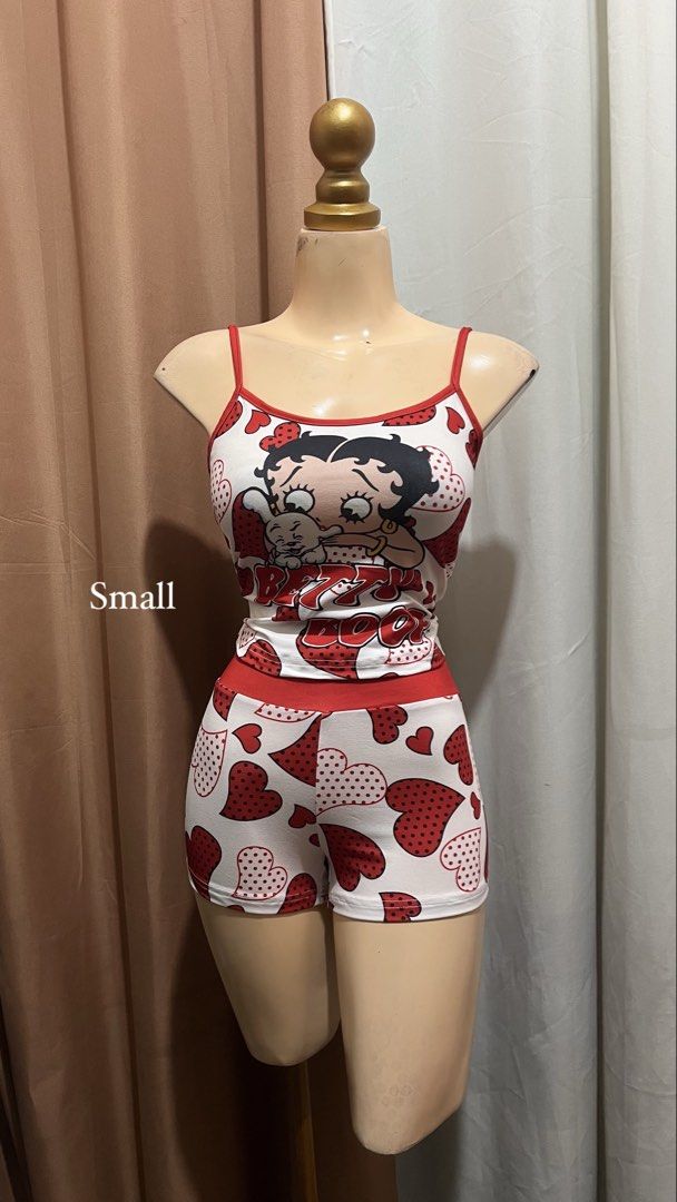 Brandnew coords (Category: Sets or Coordinates) located in Manila. Submitted by ac.collections (Listing ID 1465334347, Image 3). Description: All items r brandnew.