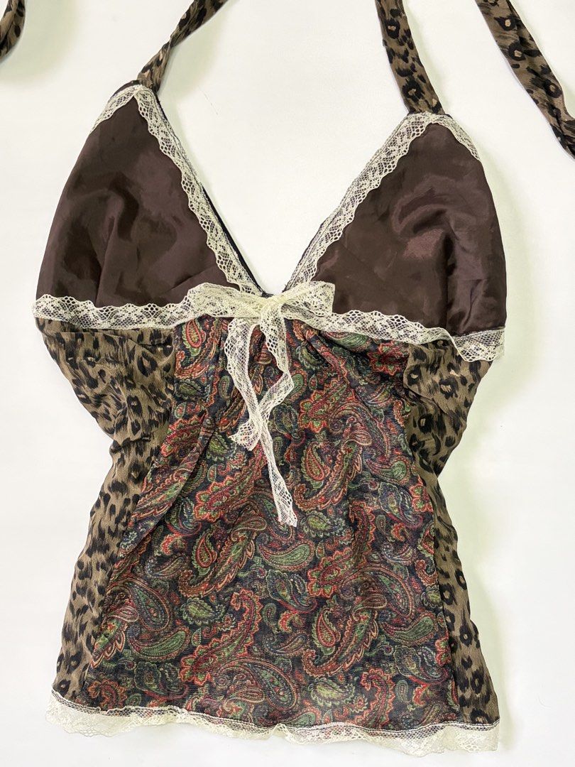 Brown Leopard Paisley Print Halter Lace Top (Category: Sleeveless) located in Pilar. Submitted by kaiireverie (Listing ID 1465261375, Image 2). Description: xs-s.