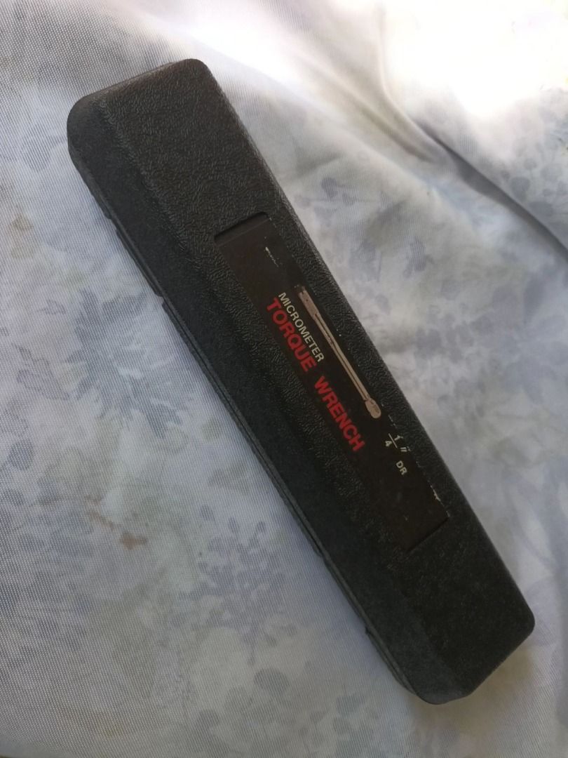 BTR Bike Micrometer Adjustable Torque Wrench 1/4 Dr (Category: Construction Tools & Equipment) located in Manila. Submitted by swifthawk_ec414d (Listing ID 1465179927, Image 1). Description: - Brand: BTR Bike Micrometer Adjustable Torque Wrench - Drive Size: 1/4 inch - Torque Range: 20-200 inch-pounds (2-25 Newton meters) - Condition: like new, still wrapped in original factory plastic, spare unit - Inclusions: Protective hard plastic case, socke