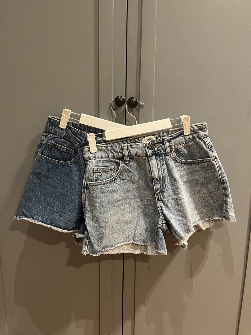 ‼️BUNDLE : 2 Cotton On Denim Shorts (Category: Shorts) located in Las Pinas. Submitted by limcmc (Listing ID 1465348425, Image 1). Description: ‼️ USED ONCE. 🚫 Tag/s 🚫 When Worn Pics Og Price: Each 1,000~ RFS: Too Big MOP: Gcash & BDO (NO REFUNDS) Shipping: Shouldered by the buyer (gogoexpress, j&t, lalamove) ✨ DM me for more inquiries!.