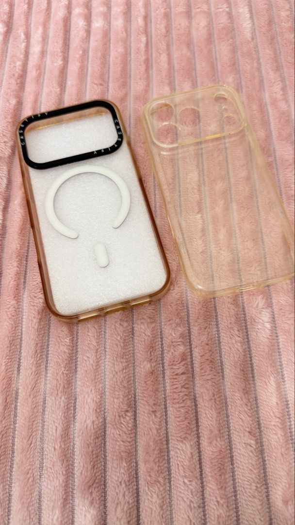 Bundle Iphone17pro Case (Category: Cases & Sleeves) located in Cavite. Submitted by jam90053 (Listing ID 1465379692, Image 1). Description: - Compatible Model: iPhone 17 Pro - Bundle includes 2 phone cases (MagSafe bumper style and classic clear case) - Condition: 7/10 - Meet-up locations: Puregold or Jollibee Tanza / Naic area.