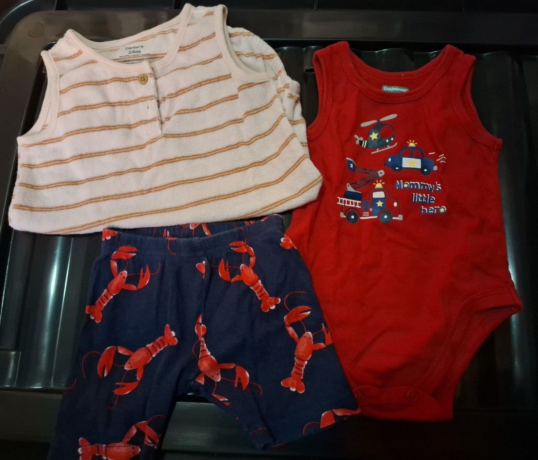 ❤️BUNDLE SANDO ONESIE WITH SHORT (Category: Babies & Kids Fashion) located in Narvacan. Submitted by HopefulVy (Listing ID 1465269065, Image 1). Description: Baby boy onesie sando and one short.