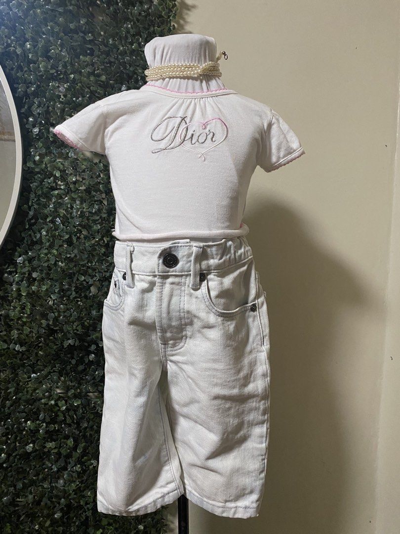 Burberry denim with short pants (Category: Babies & Kids Fashion) located in Manila. Submitted by avathriftedcloset (Listing ID 1465336346, Image 1). Description: .