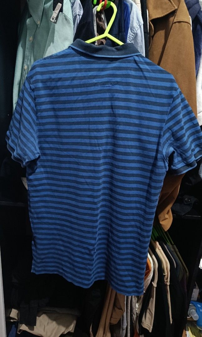 Burberry polo (Category: Tshirts & Polo Shirts ) located in Jaen. Submitted by vinzyrus217291 (Listing ID 1465175876, Image 2). Description: 20x27 Burberry britt polo metal buttons no issues Nueva ecija location 📍 can do meetups or shipping via jnt.