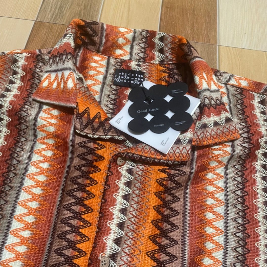 Knitted shirt (Category: Tshirts & Polo Shirts ) located in Tacloban City. Submitted by revive_fits (Listing ID 1465233873, Image 2). Description: THRIFTED ITEM (OFF/LEGIT).