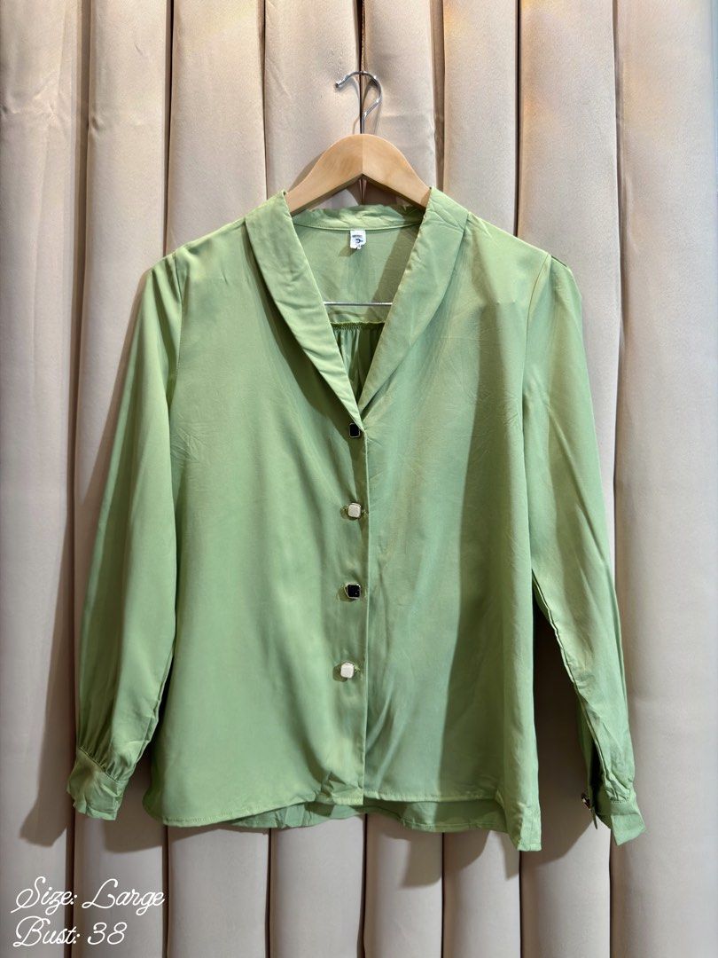 Button Down Blouse (Category: Longsleeves) located in Manila. Submitted by glamstylemnl (Listing ID 1465241741, Image 1). Description: ♡ SIZE: L ♡ BUST: 38 ♡ Swipe left to see the actual color & details ♡ Shawl lapel collar / square buttons ♡ HQ • 10/10 ♡ Ready to wear 👚.