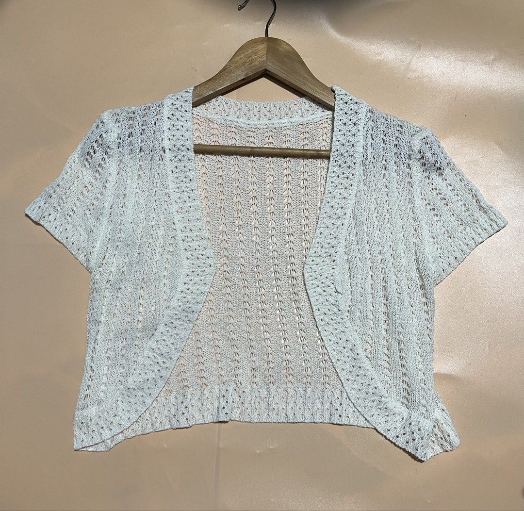 11 pcs TAKE ALL Button down Blouses Cardigans (Category: Blouses) located in Talisay. Submitted by ks_things (Listing ID 1465225101, Image 2). Description: - 11 pcs take all -Size ranges M-L - Button down blouse/ Cardigans - Condition: Brand new, once used, preloved - Perfect for: Casual outings and everyday wear 📍Talisay City, Negros Occidental 💰Mode of payment - Gcash/UB 📦Pick up/ Delivery via J&t ❗️No meet ups.