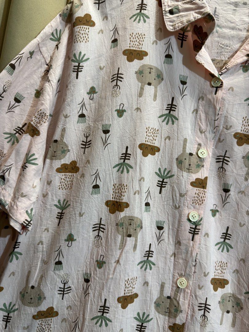Button Up Blouse (Category: Blouses) located in Manila. Submitted by glamstylemnl (Listing ID 1465232614, Image 2). Description: ♡ SIZE: XXL ♡ BUST: 46 ♡ Swipe left to see the actual color & details ♡ playful all-over cartoon print / linen like ♡ HQ • 10/10 ♡ Ready to wear 👚.
