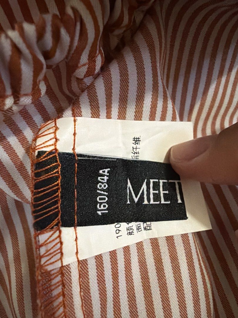 Button up Blouse with Rust Orange Stripes (Category: Blouses) located in Ozamiz City. Submitted by raeuma (Listing ID 1465340135, Image 3). Description: 👚 Solid orange x stripes orange and white buttoned top - Bust: 38in - Length: 22in - Condition: Excellent. Made from high-quality, thick fabric that feels durable and substantial. It has been well cared for, with no noticeable flaws. ‼️Note: Bought at an Instagram store but it does not fit me. �