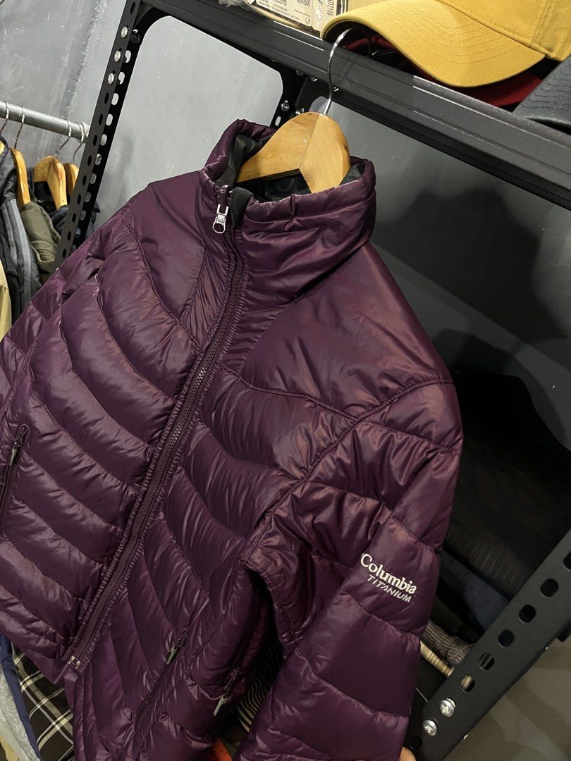C O L U M B I A Womens Puffer Jacket (Category: Coats, Jackets and Outerwear) located in Baliuag. Submitted by TOCThrift (Listing ID 1465250077, Image 3). Description: C O L U M B I A Womens Puffer Jacket Size S on tag 18 width x 24.5 Length S-M womens fit Armpit Ventilation Excellent Condition No issue 1480 + SF Baliwag, Bulacan.