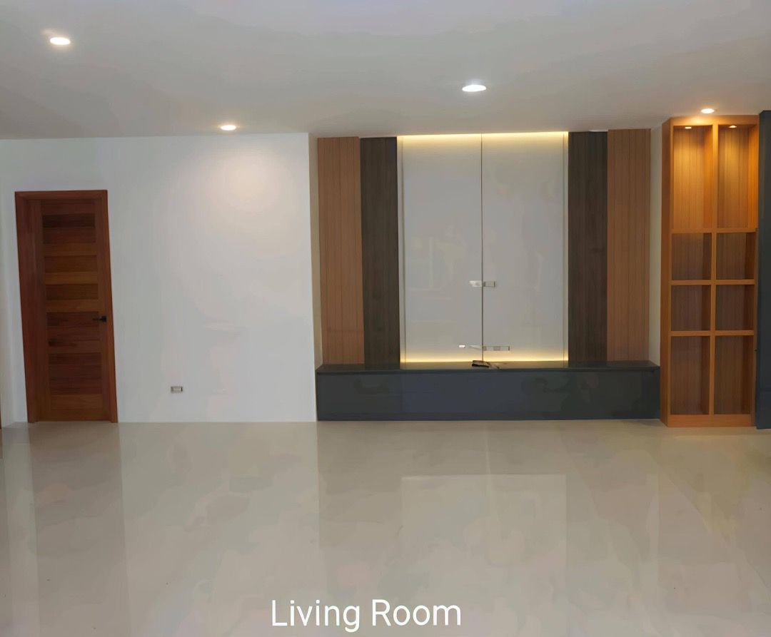 Caimito, Molave Park house and lot (Category: House & Lot) located in Quezon City. Submitted by jmpgutierrez (Listing ID 1465177895, Image 3). Description: For sale: Caimito, Molave Park house and lot Merville, Parañaque City Lot area: 305 sqm Floor area: 370 sqm Residential House and lot 2-storey 5 BR 5 T&B Maid’s and driver’s quarters with own T&B Patio 2-car garage Direct to seller Asking price: PHP 38,000,000 https://www.pgr.com.ph/residentia