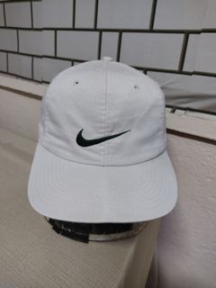 (Category: ) located in . Submitted by ek_thriftstore90 (Listing ID 1465327599, Image 1). Description: .