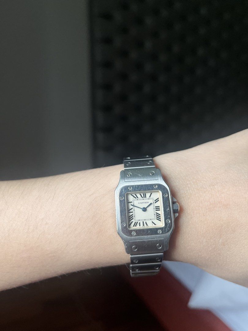 Cartier Santos Galbée Ref. 1565 -FULL SET (Category: Luxury Watches) located in Manila. Submitted by marjschua (Listing ID 1465212838, Image 3). Description: CARTIER SANTOS GALBÉE REF. 1565 — FULL SET Authentic Cartier Santos Galbée Ref. 1565 in stainless steel. A timeless vintage Cartier piece with the iconic Santos design, perfect for collectors or anyone looking for an elegant everyday luxury watch. ✨ Watch Details • Cartier Santos Galbée • Re