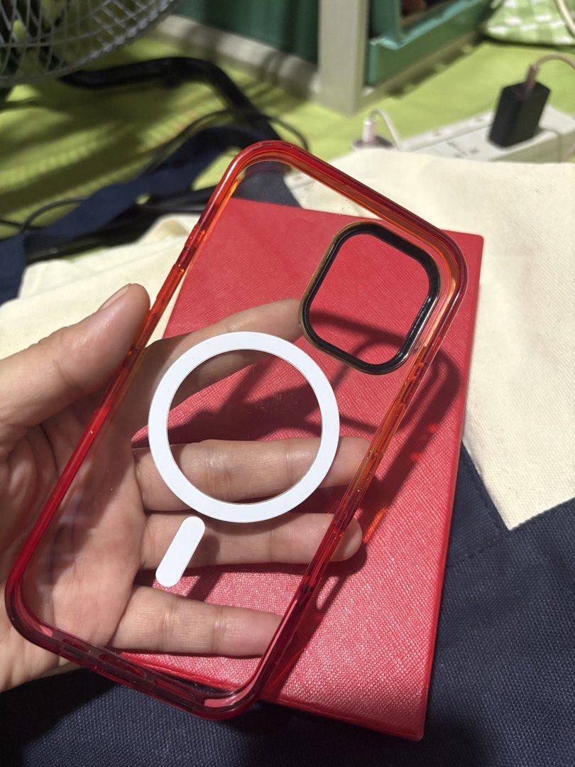 CASETIFY IPHONE 16 BASED MODEL CASE (Category: Cases & Sleeves) located in Manila. Submitted by marie_amador (Listing ID 1465378616, Image 1). Description: Rfs- masyado na marame case. Used twice only..