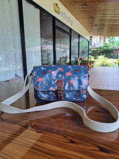 (Category: ) located in . Submitted by luxestreetbags (Listing ID 1465344641, Image 1). Description: .