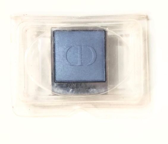 CD Single Eyeshadow TESTER(Authentic) (Category: Makeup) located in Manila. Submitted by memorylanestore (Listing ID 1465249419, Image 2). Description: A creamy, highly pigmented, and long-wearing powder that blends smoothly to shade and sculpt the eyes. Authentic Tester what you see is what you get 240-Denem Satin 162 - Blue Bayadere Glitter 826 - Rose Montaigne Satin 443 - Cashmere Matte 280 - Lucky Clover Satin 616 -Gold Star Glitter 619 - TUT