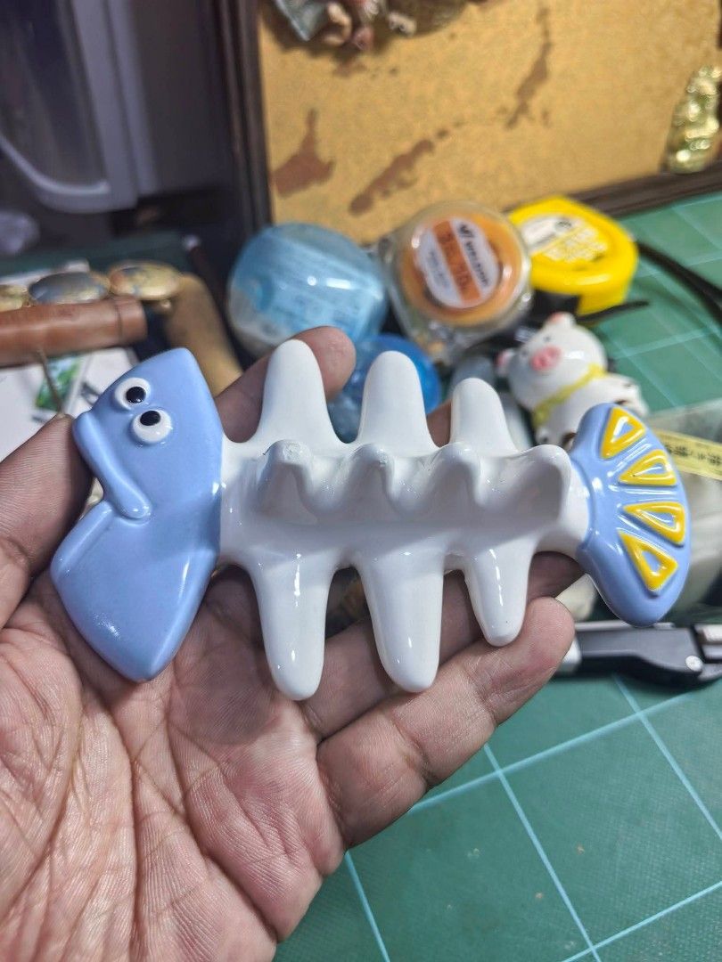 Ceramic Fish Decorative (Category: Other Home Decor) located in Cebu City. Submitted by dudes_villanueva (Listing ID 1465178511, Image 2). Description: Ceramic Fish Decorative 📌 In very good condition. Has 1 small scuff top part. Not much of an issue..