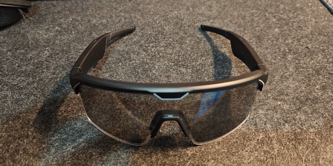Chamelo Music Shield Gen 1 (Category: Sunglasses & Eyewear) located in Caloocan City. Submitted by hizoka122415 (Listing ID 1465176495, Image 2). Description: Selling my Chamelo Music Shield Gen 1 Sunglasses Bought from US Condition: 9.8/10 Used - Like Brand New. Prestine condition, works perfectly fine with no issues. Perfect for Cycling, Running, and other outdoor sports and activities. Included: Original retail box Glasses itself Charging cabl