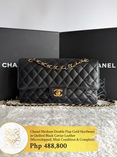 (Category: ) located in . Submitted by belles_lux_closet (Listing ID 1465253465, Image 1). Description: .