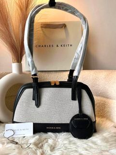 (Category: ) located in . Submitted by preloved.closet2 (Listing ID 1465378941, Image 1). Description: .