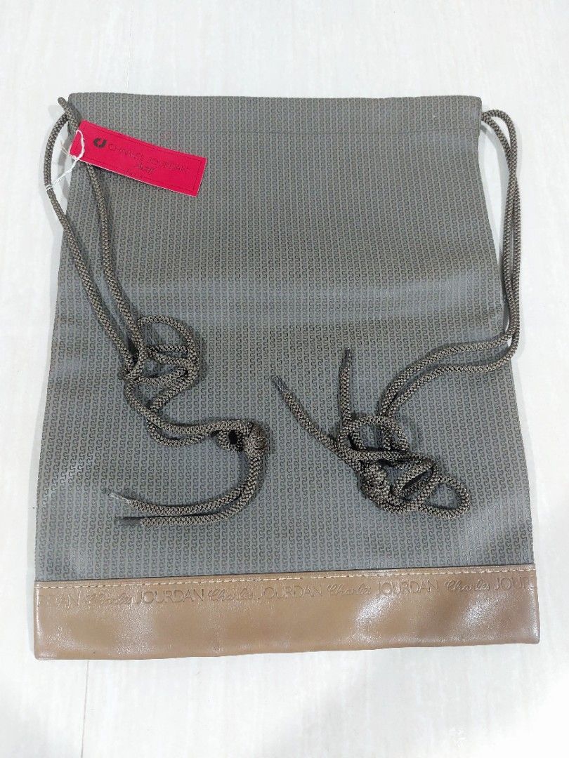 Charles Jordan Drawstring (Category: Backpacks) located in Muntinlupa City. Submitted by sakurambo_des (Listing ID 1465228361, Image 1). Description: Charles Jordan Drawstring Leather canvas.